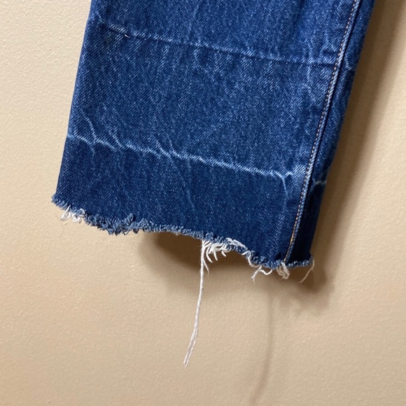 Levi’s 501 Premium Crop Button Fly Jeans in Bottom Line - Picture 10 of 14